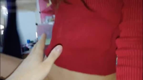 撩妹骚男出租房与身材苗条公司文员长发女友无套啪啪啪近距离拍阳具进出搞出好多爱液内射中出对白淫荡